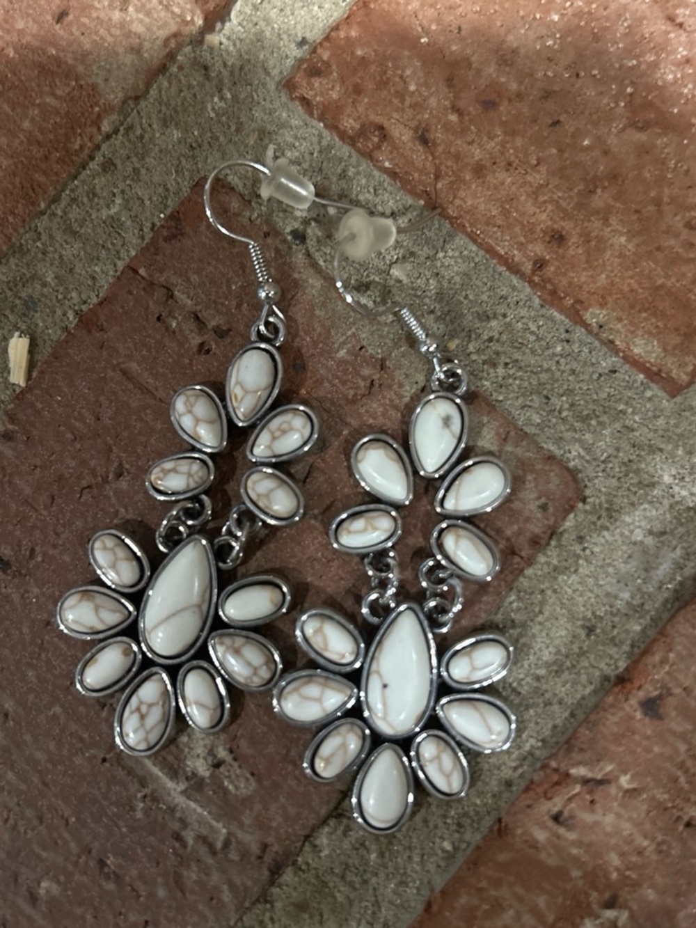 Cream Marble Teardrop Floral Dangle Earrings - Women Jewelry